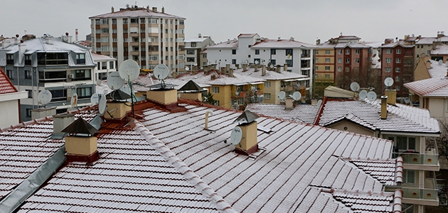 Eskişehir’de kar yağışı etkili oldu