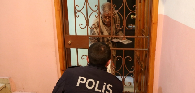 Polise sucuk sipariş eden 92 yaşındaki adamın isteği yerine getirildi