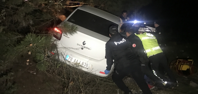 Karabük’te otomobil devrildi: 1 ölü, 3 yaralı