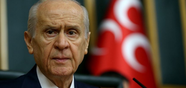 MHP Genel Başkanı Bahçeli, “Milli Dayanışma Kampanyası“na 5 maaşını bağışladı