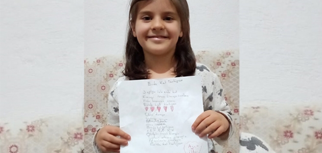 İlkokul öğrencisi Ayşe, yazdığı şiirle “Evinde kal Türkiyem“ dedi
