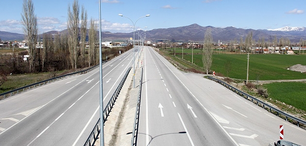 Konya-Antalya kara yolu en sakin günlerini yaşıyor