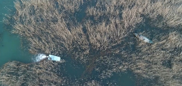 Beyşehir Gölü’nde yasak dönemde avlanmaya karşı drone ile denetim