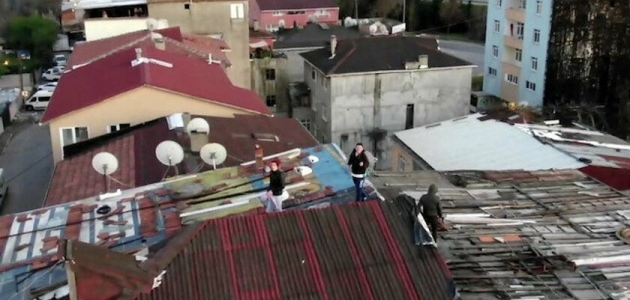 Polis drone ile uyardı: Çatıda ne işiniz var