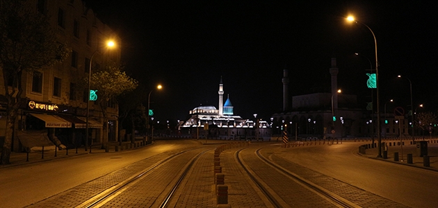 Konya’da sokaklar yeniden sessizliğe büründü