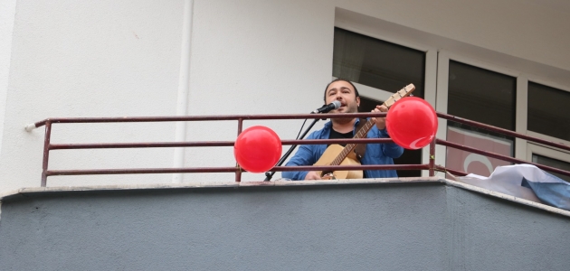 Konya’da müzik öğretmeninden 23 Nisan konseri
