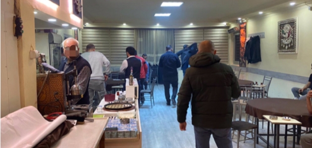 Konya’da iki kahvehanedeki 14 kişiye ceza