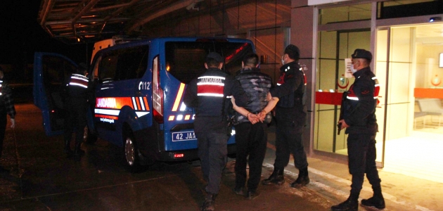 Konya’da 2’si cezaevi firarisi 3 kişi aynı evde yakalandı