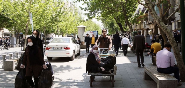 İran’da Kovid-19 nedeniyle can kaybı 6 bin 541’e yükseldi