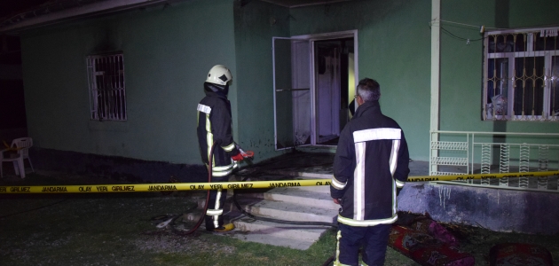Konya’da evde çıkan yangında bir kişi yaralandı