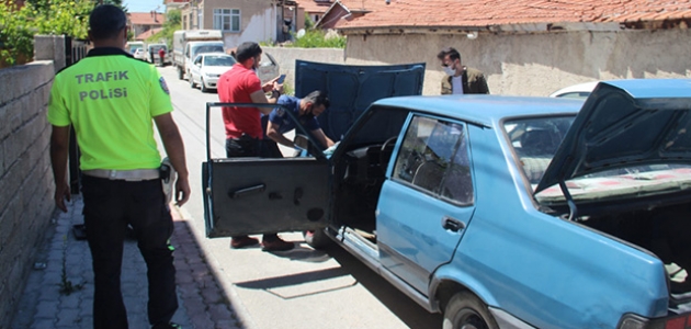 Konya’da polisle otomobil arasında kovalamaca