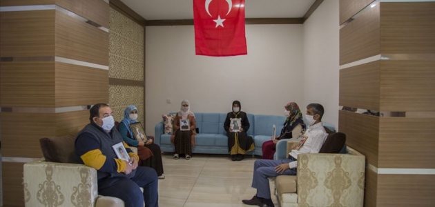 Diyarbakır annelerinin evlat nöbeti bayramda da devam ediyor