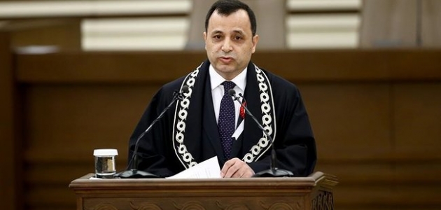 Anayasa Mahkemesi Başkanı Arslan’dan “Kovid-19’la ortak mücadele“ mesajı