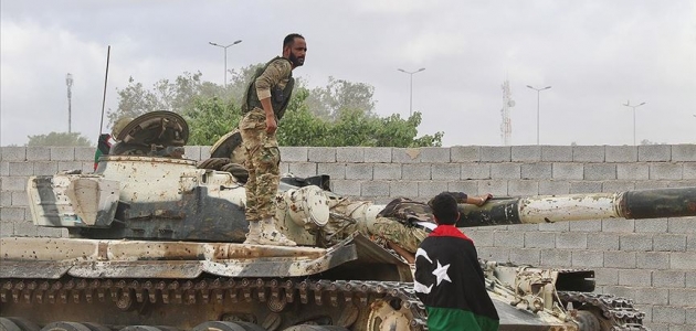 Libya Ordusu başkentin güneyindeki Trablus Havalimanı’na ilerliyor