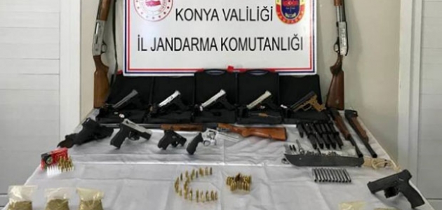 Konya’da kaçak silah operasyonu: 4 tutuklama