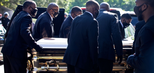 ABD’de polis şiddetiyle öldürülen Floyd için üçüncü cenaze töreni düzenlendi