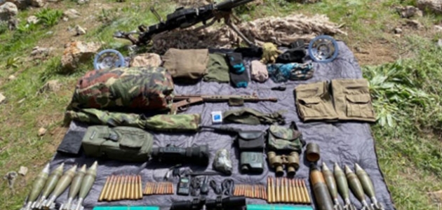 Van’da PKK’lı teröristlere ait silah ve mühimmat ele geçirildi