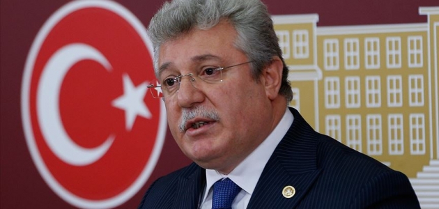 AK Parti’li Akbaşoğlu’ndan Ayasofya açıklaması