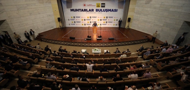 Çevre ve Şehircilik Bakanı Kurum, Konya’da muhtarlarla buluştu: Büyük mücadeleler veriyoruz
