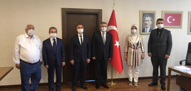 AK Parti İlçe Teşkilatı’ndan Sanayi ve Teknoloji Bakanlığı ile TOKİ Başkanlığı ziyaretleri