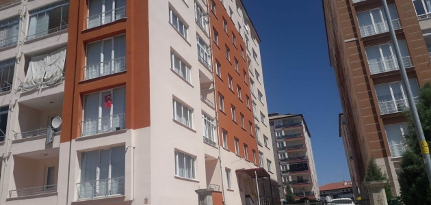 Konya’da bir apartmanda karantina kaldırıldı