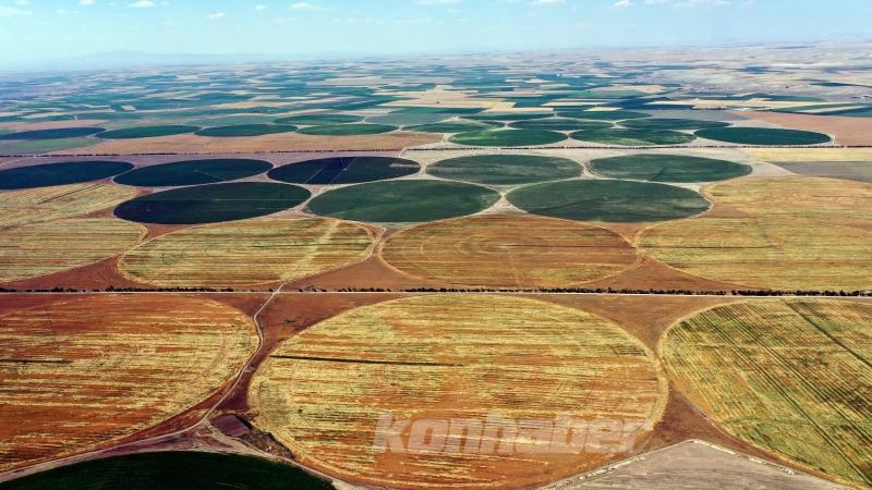 Konya’nın devasa dairesel tarlaları gökyüzünden görüntülendi