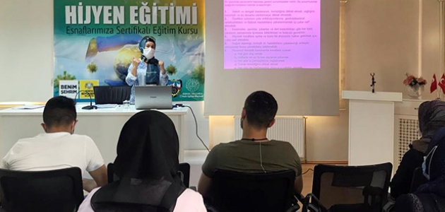 Konya Büyükşehir’den esnaflara hijyen eğitimi