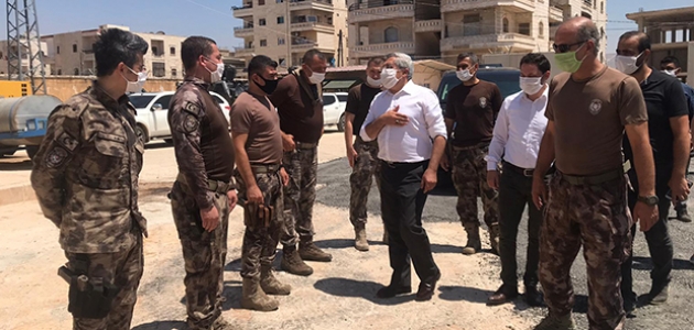 Bakan Soylu, Afrin’deki güvenlik görevlilerinin bayramını kutladı