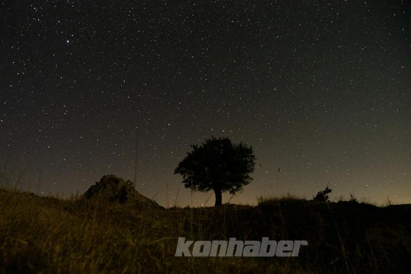 Konya’da Samanyolu Galaksisi ve yıldızlı gece