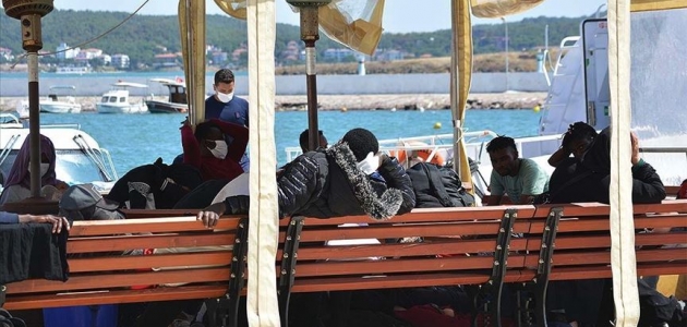 Türk kara sularına geri itilen 42 sığınmacı kurtarıldı