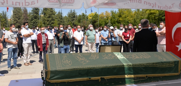 Konya’da kazada hayatını kaybeden öğretim üyesi toprağa verildi