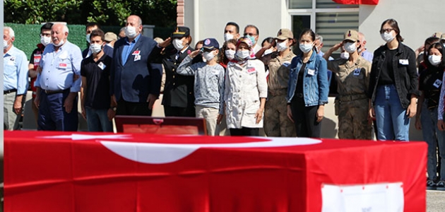 Giresun’daki selde şehit olan Uzman Jandarma Erdem Çıtır için tören düzenlendi
