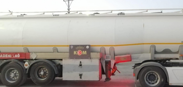 Konya’da iki tırda 38 bin 500 litre kaçak akaryakıt ele geçirildi