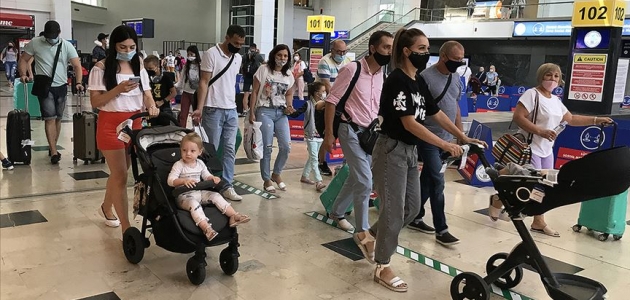 Antalya’ya gelen yabancı turist sayısı 2 milyona yaklaştı