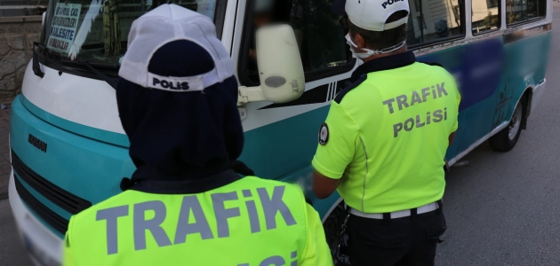 Konya’da trafik denetimi! 680 sürücüye 268 bin lira ceza