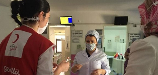 Sağlık çalışanlarına koruyucu ekipman için Türk Kızılay’a 200 bin dolar bağış