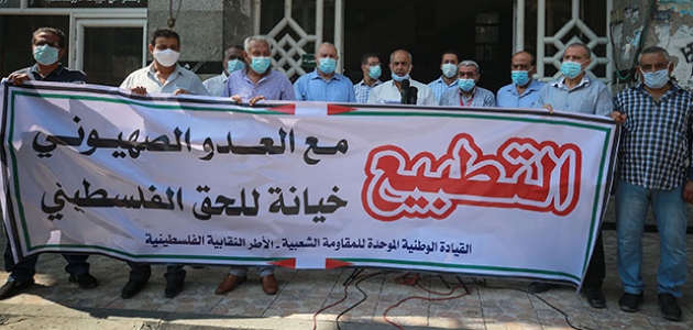 İsrail’in BAE ve Bahreyn’le imzaladığı normalleşme anlaşmaları Gazze’de protesto edildi