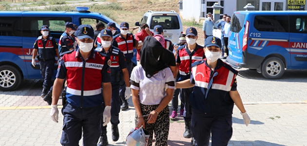 Engelli sürücüyü gasp eden 6 kişi Konya’da yakalandı
