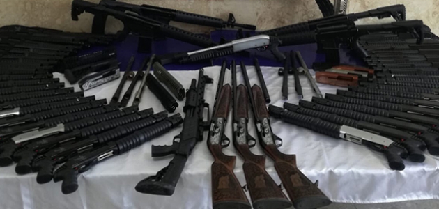 Konya’da silah operasyonu: 98 av tüfeği ele geçirildi