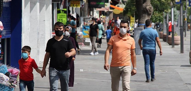 Bakan Koca: Konya’da vaka sayısı yüzde 43 oranında düştü