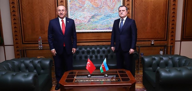 Dışişleri Bakanı Çavuşoğlu: Ermenistan’ın sivil yerleşimlere saldırıları insanlık suçudur