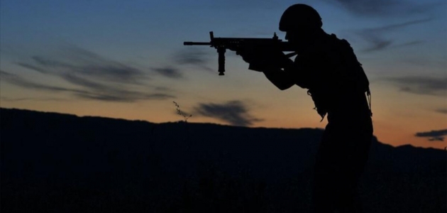 Taciz ateşi açan 4 PKK/YPG’li terörist öldürüldü