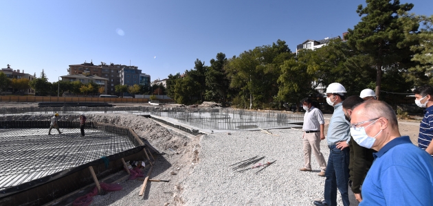 Başkan Altay millet bahçesi inşaatını inceledi