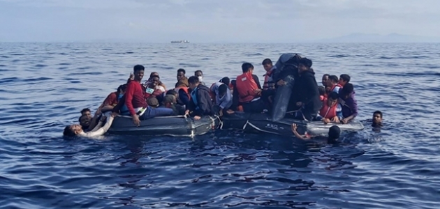 Yunanistan’ın ölüme terk ettiği 59 göçmen kurtarıldı