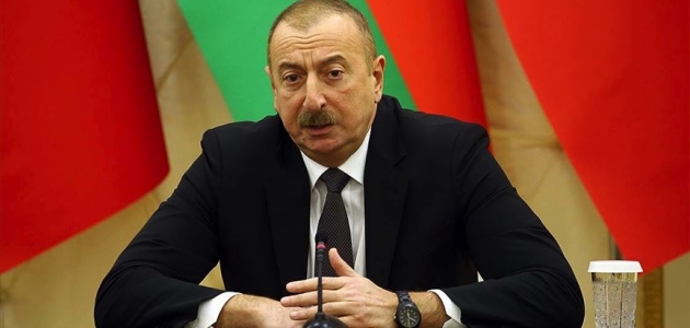 Aliyev: Ateşkes isteyenler Ermenistan’a silahlar gönderiyor