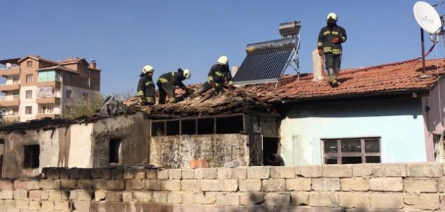 Konya’da müstakil evde yangın çıktı