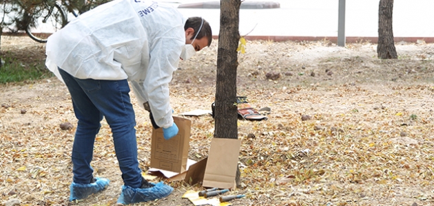 Konya’da belediye işçisi temizlik yaparken uçaksavar mermileri buldu