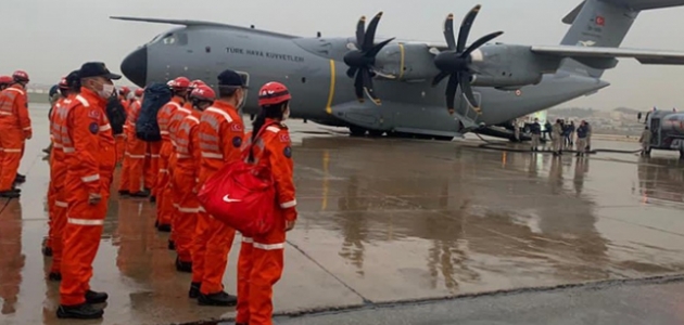 TSK İzmir için seferber oldu: JAK ekipleri uçaklarla sevk ediliyor