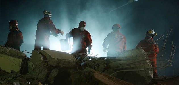 İzmir’deki depremde can kaybı 79 oldu