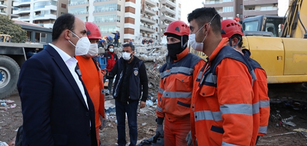 Başkan Altay İzmir’de deprem bölgesini ziyaret etti